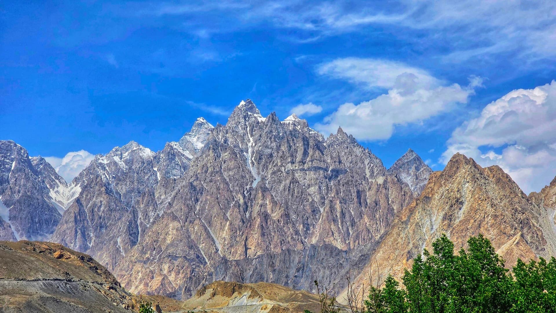 Mountain biking through the Hushe valley