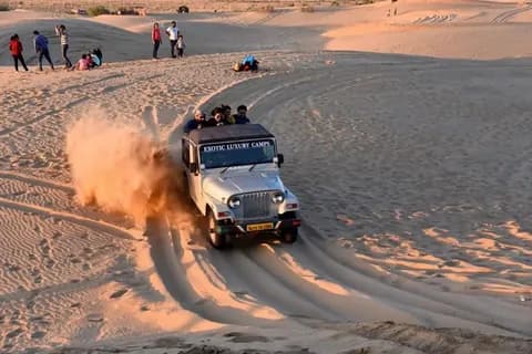 Jeeps crossing the Deosai plains